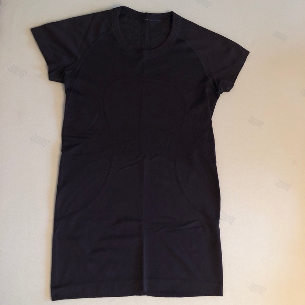 Lululemon Swiftly Tech Tee
